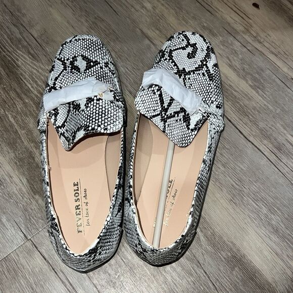 Fever Sole flats - Picture 2 of 2